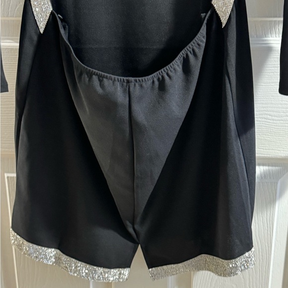 Backless dress - Picture 10 of 13